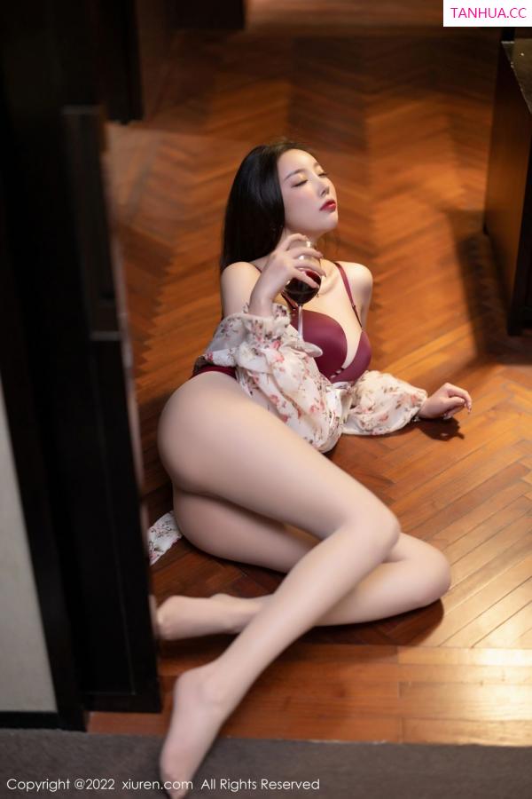 杨晨晨 sugar小甜心CC [XiuRen]高清写真图 2022.04.19 No.4892 杨晨晨Yome第36张图片